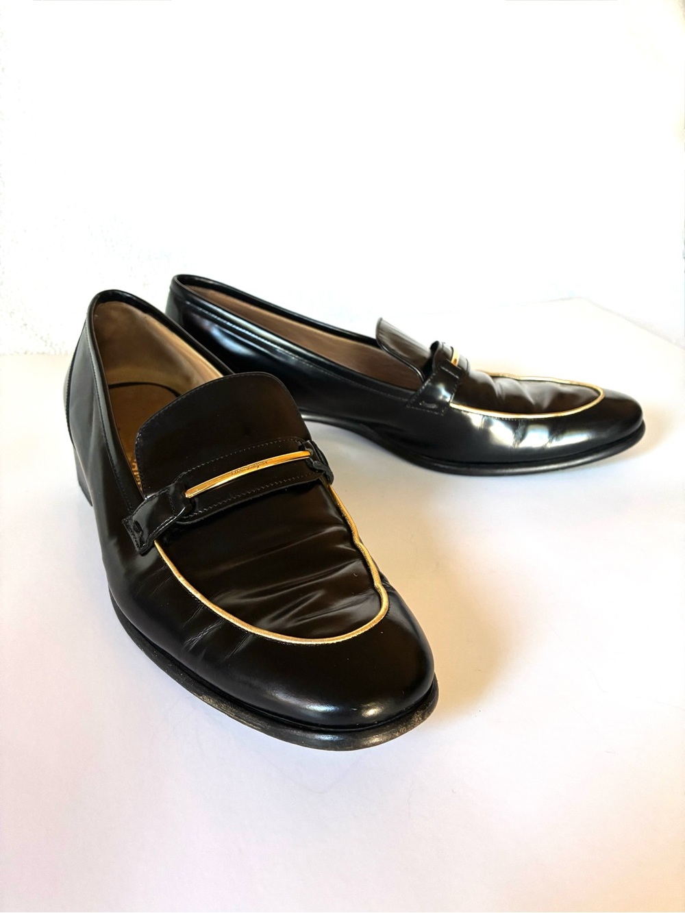 Vintage Salvatore Ferragamo Black Patent Leather Gold Loafers Women’s 11 Italy